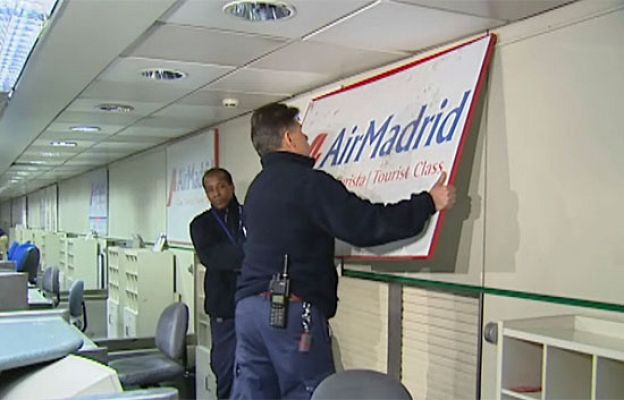 Reporteros del Telediario - Afectados por cierre de Air Madrid