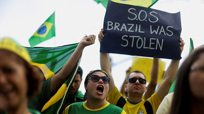 Un mes después de las elecciones, los bolsonaristas más radicales siguen rechazando el triunfo de Lula