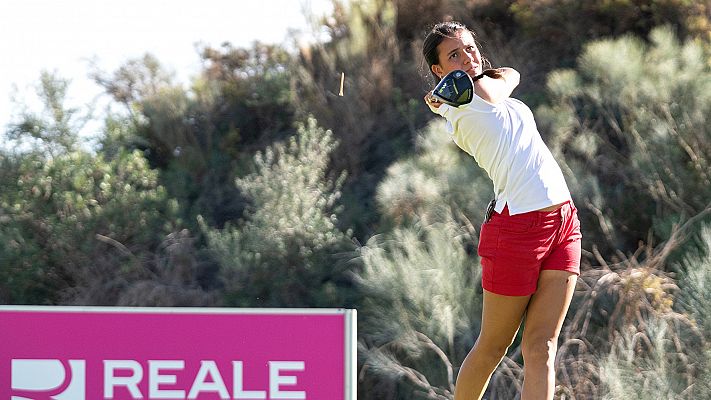 Golf - La amateur Cayetana Fernández lidera el Open de España de golf