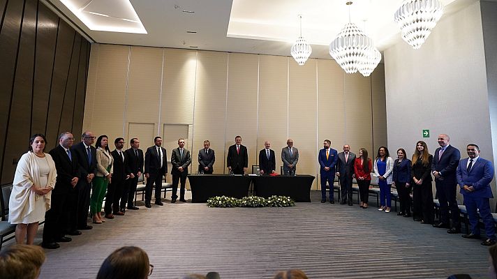 Informativo 24h - El Gobierno y la oposición venezolanos acuerdan recuperar los recursos del Estado