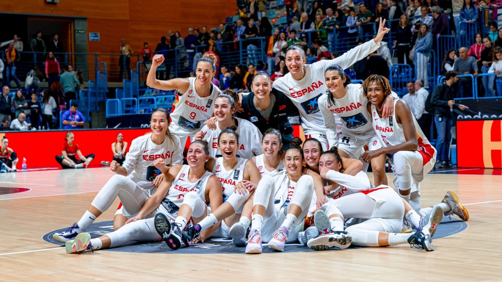 Miguel Méndez: "Estamos más cerca de la reconstrucción del equipo"