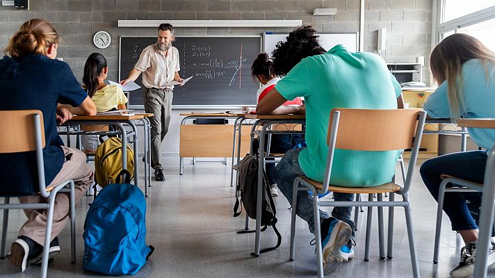 Los jóvenes de 12 a 17 años necesitan dormir más aunque les entra el sueño más tarde