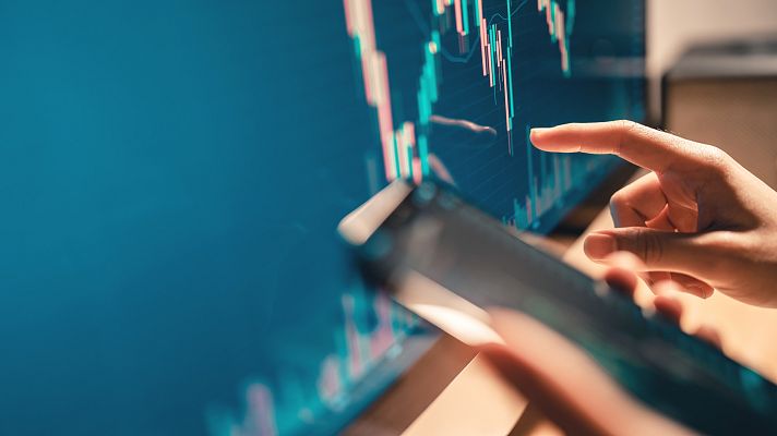 Telediario 1 - Criptomonedas, acciones y fondos: las inversiones preferidas por los jóvenes