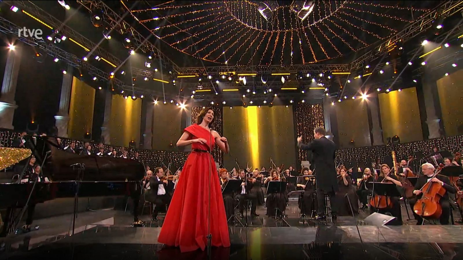 Los conciertos de La2 - Orquesta Sinfónica de la Radiotelevisión Serbia: Concierto de Navidad - ver ahora