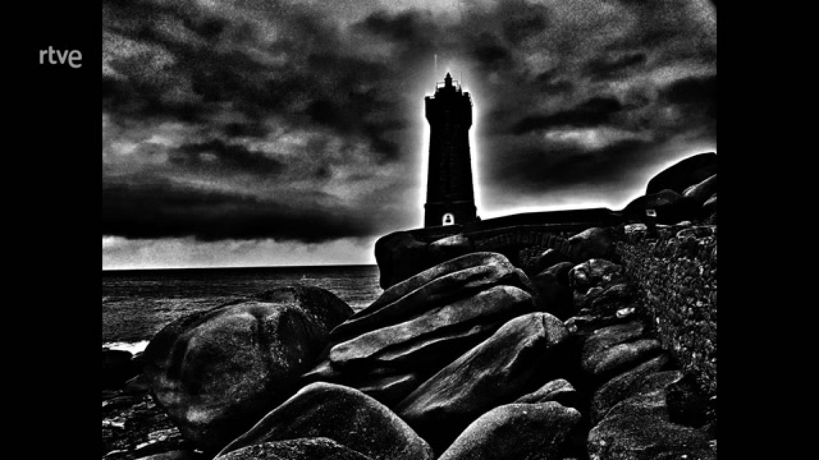 La serie Boek visual nos presenta en esta entrega la obra de Felipe Zapico, un artista multidisciplinar.