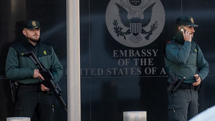 Telediario 1 - Bruselas dice que los paquetes con material pirotécnico en España son "incidentes muy graves"