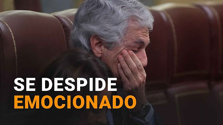 Suárez Illana deja su escaño entre lágrimas y con una gran ovación del Congreso