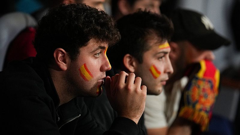 Así fueron los "tres minutos fatídicos" en los que España estuvo eliminada del Mundial