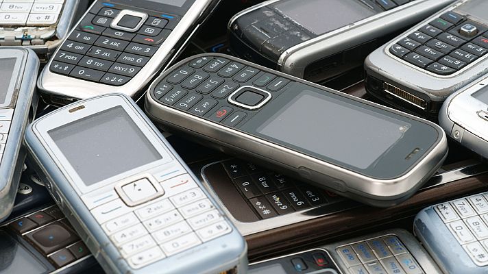 Informativo 24h - Se cumplen 30 años del primer SMS