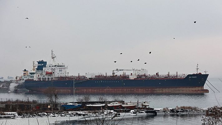 Moscú asegura que no aceptará el tope de la UE al precio de su barril de crudo