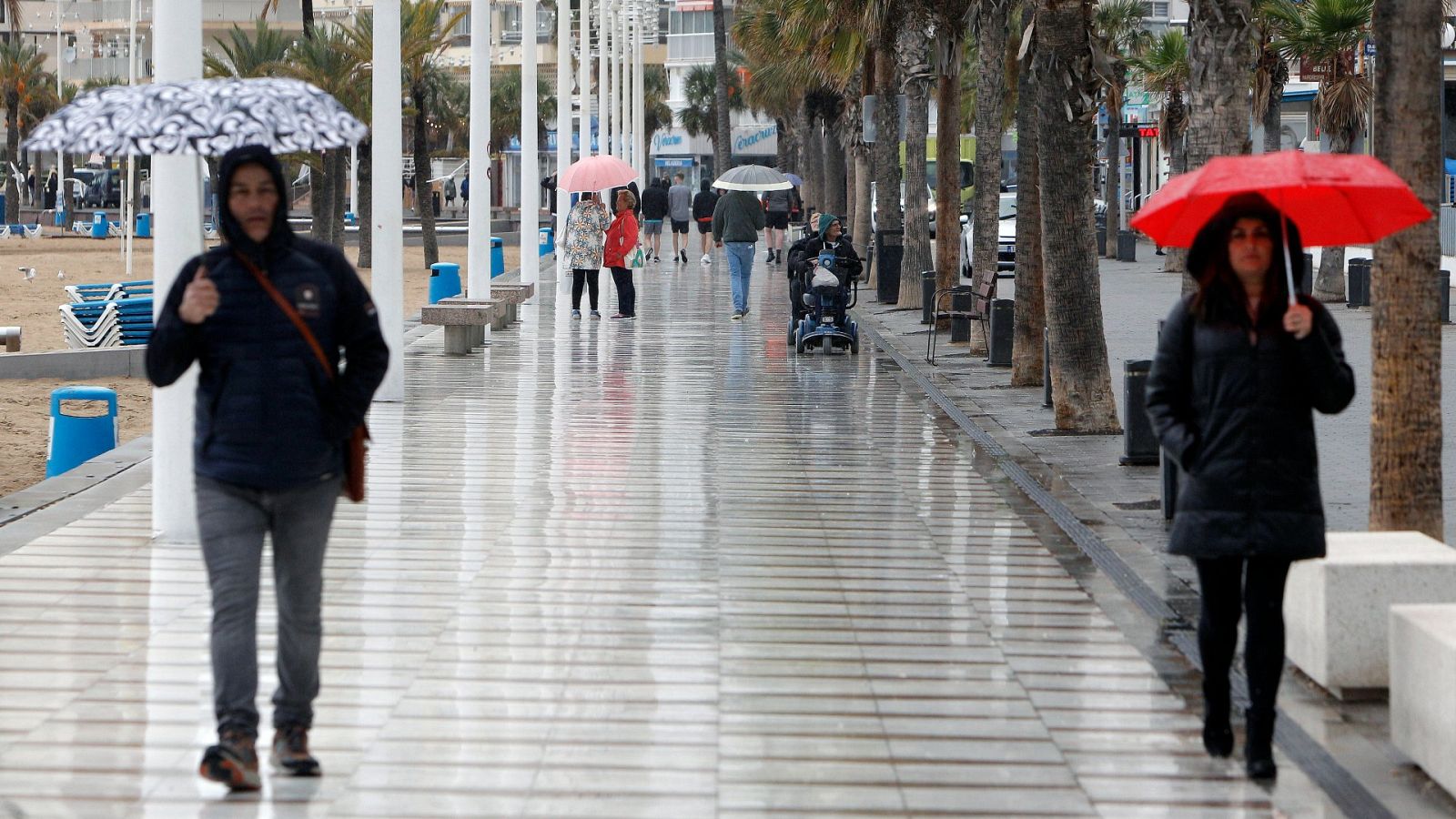 Cielo nuboso y precipitaciones en la mayor parte del país