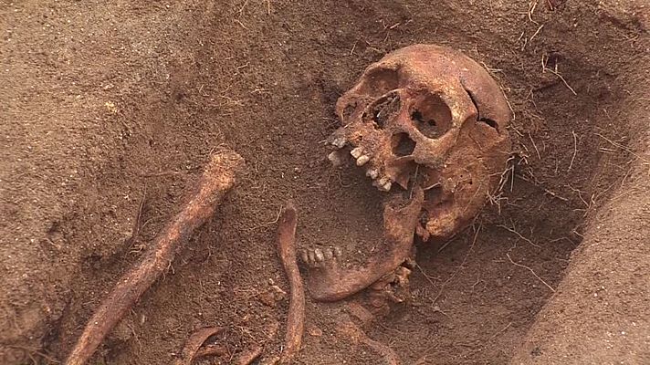 Aparecen los primeros restos humanos en la fosa de Celanova