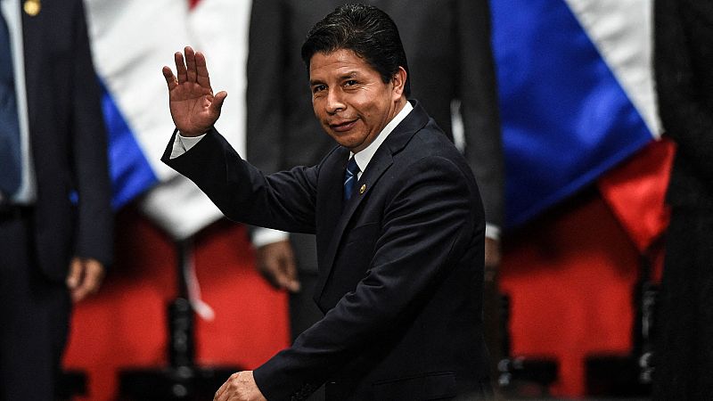 La detención de Castillo agrava la crisis política en Perú