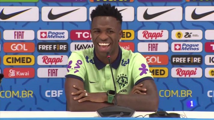 Telediario 2 - El gato de Brasil, espectador de lujo en la rueda de prensa de Vinicius