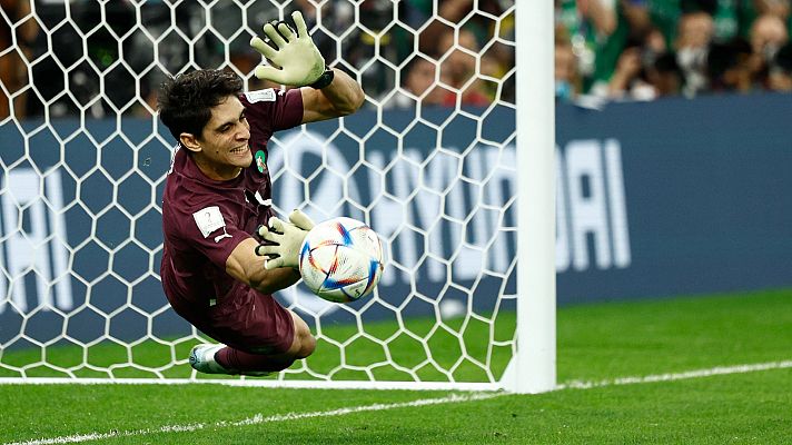 Telediario 1 - La historia de Yassine Bounou, el héroe de Marruecos