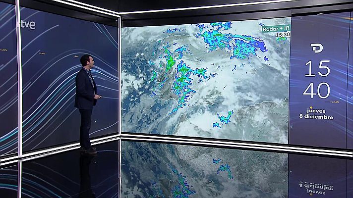 Cielos nubosos o cubiertos, con lluvias y chubascos casi generalizados excepto en Baleares y área de levante