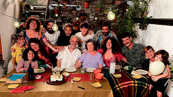 De seda y hierro - De tal palo...