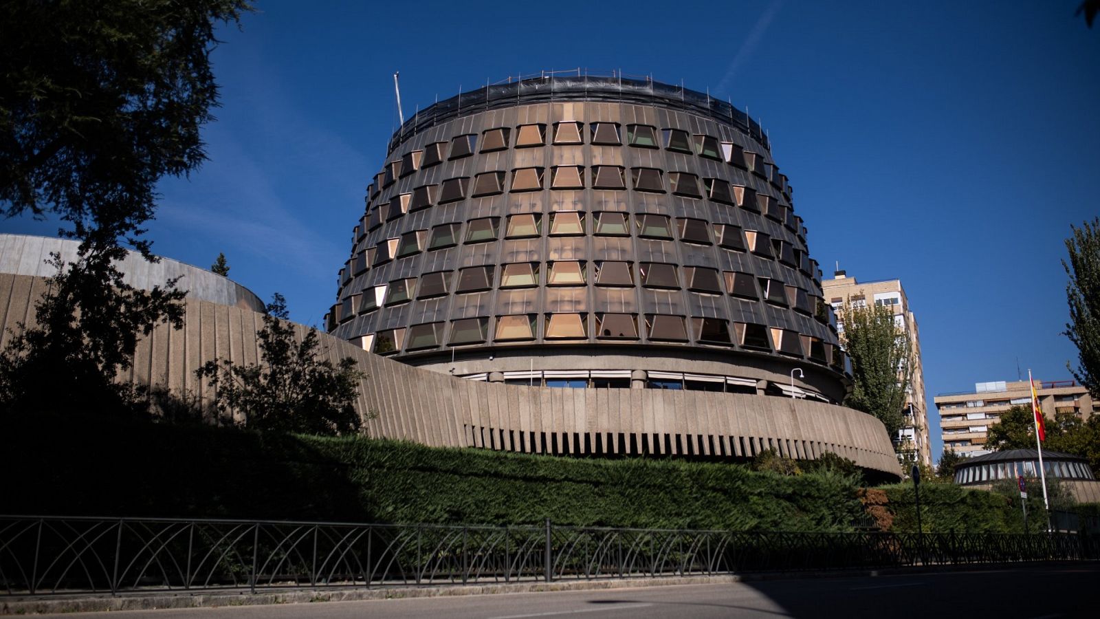 El Gobierno presenta un cambio legislativo para desbloquear la renovación del Constitucional