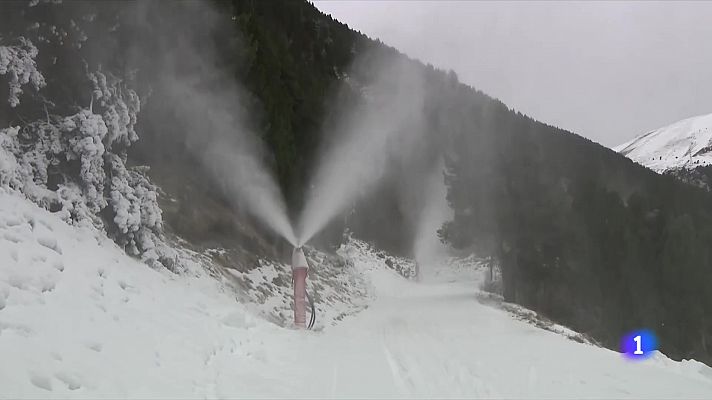 L'Informatiu - Les estacions enceten amb bon peu la temporada