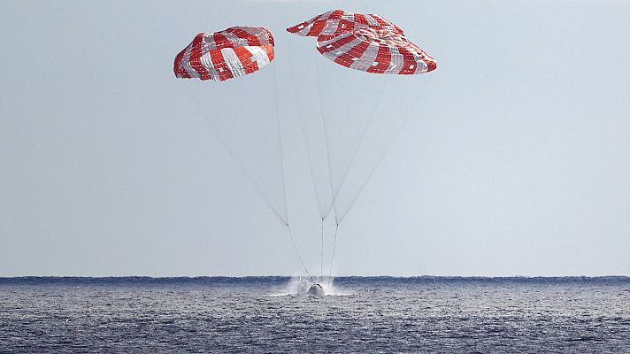 La nave Orión regresa a la Tierra y cierra con éxito la misión Artemis I a la Luna