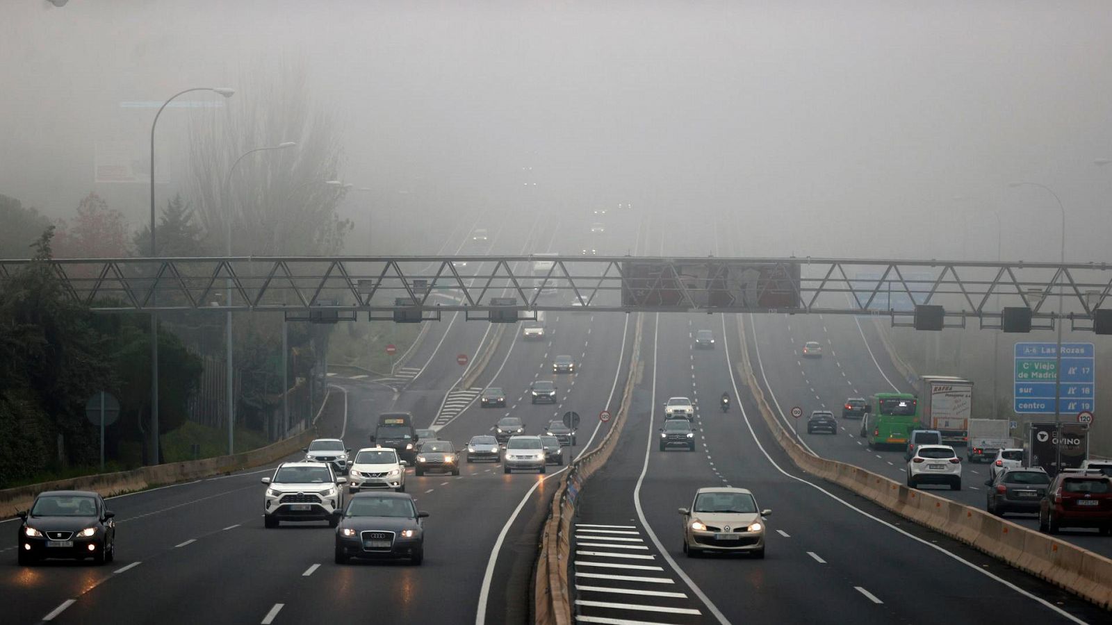 Cielo cubierto en casi todo el país y lluvia fuerte en diversas zonas