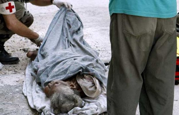  - Regresan los bomberos españoles