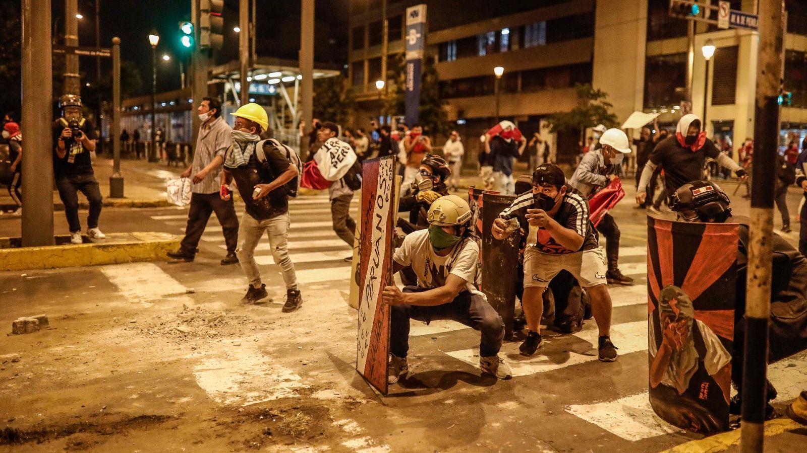 Las protestas en Perú dejan siete muertos y un centenar de heridos