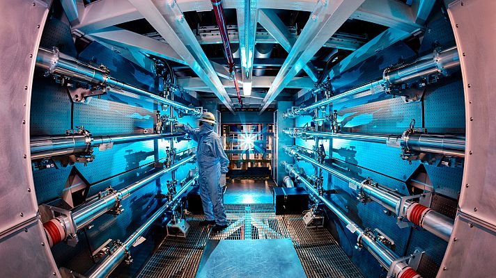 Telediario 1 - Estados Unidos logra obtener energía nuclear a partir de la fusión