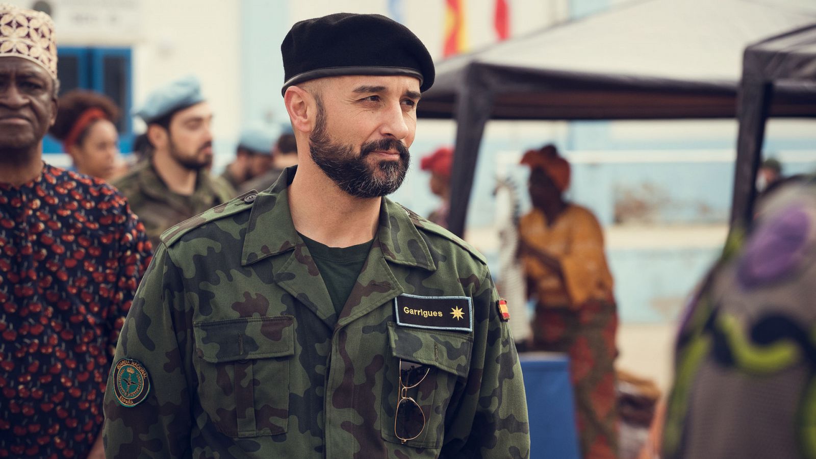 Fuerza de paz - Comandante Román Garrigues (Alain Hernández)