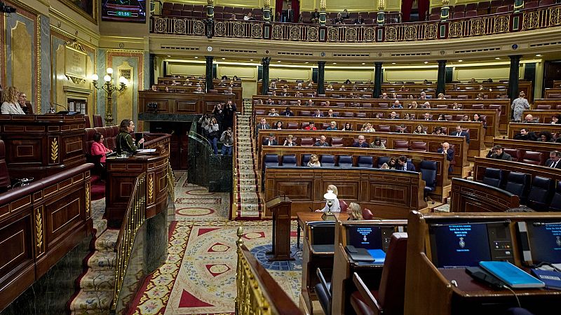 Máxima tensión en el Congreso con acusaciones cruzadas de "golpe a la democracia" por la reforma del Código Penal