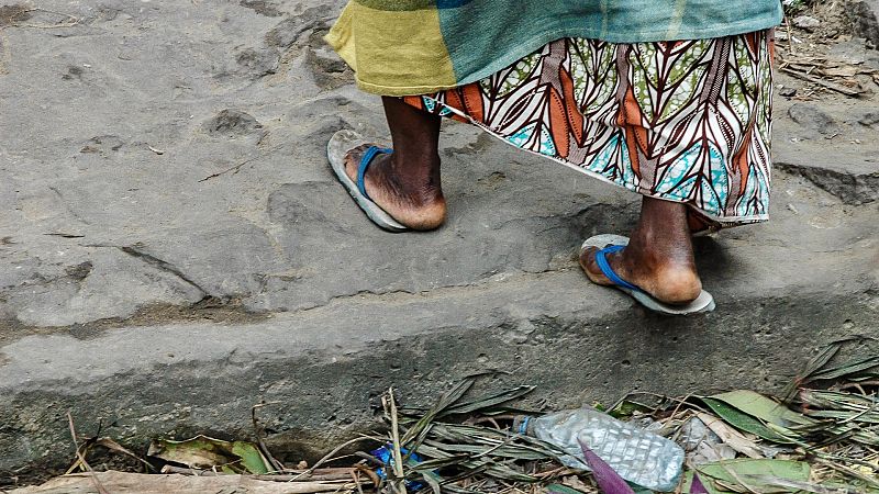 MSF crea una campaña para repartir bragas menstruales a mujeres en crisis humanitarias