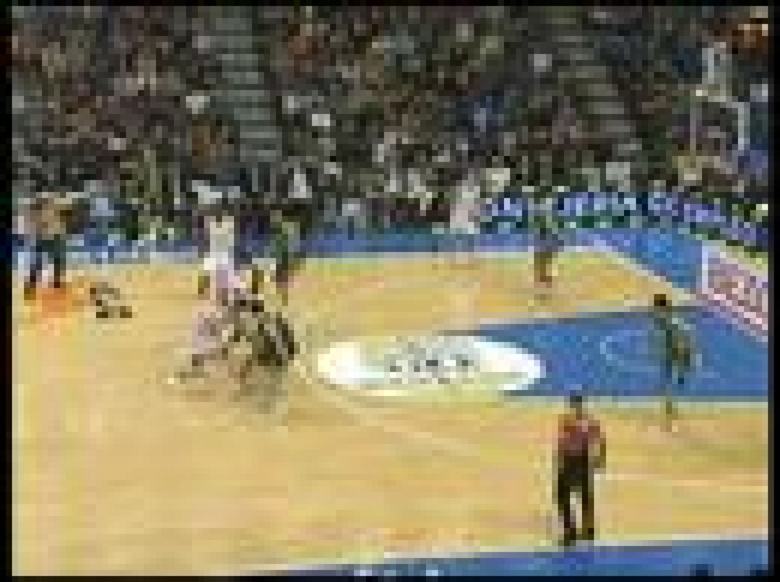 Unicaja 79 - 74 Suzuki Manresa - Baloncesto en RTVE | Ver