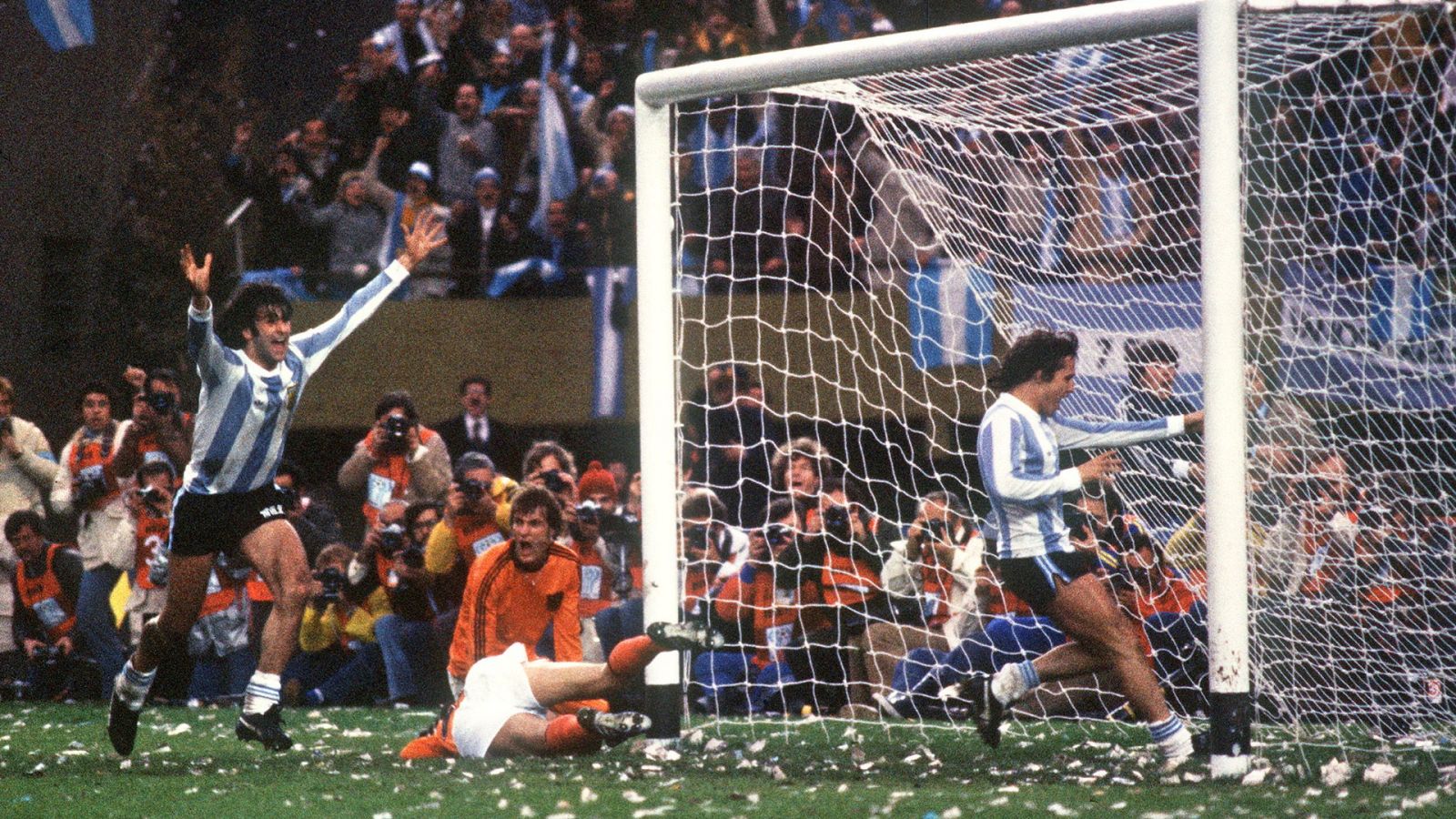 Conexión Vintage - Mundial Argentina'78 Dictadura mundial - ver ahora