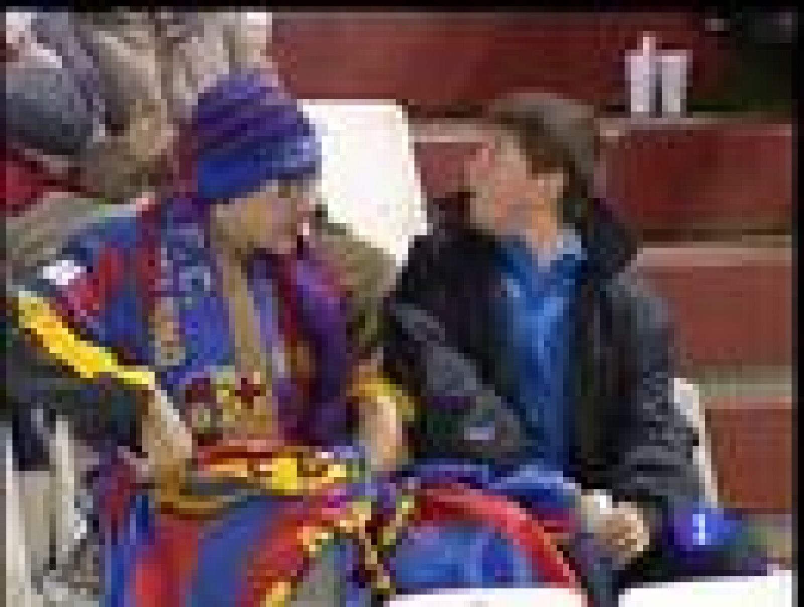 Alves domina, Ibra quiere levantar cabeza | Ver