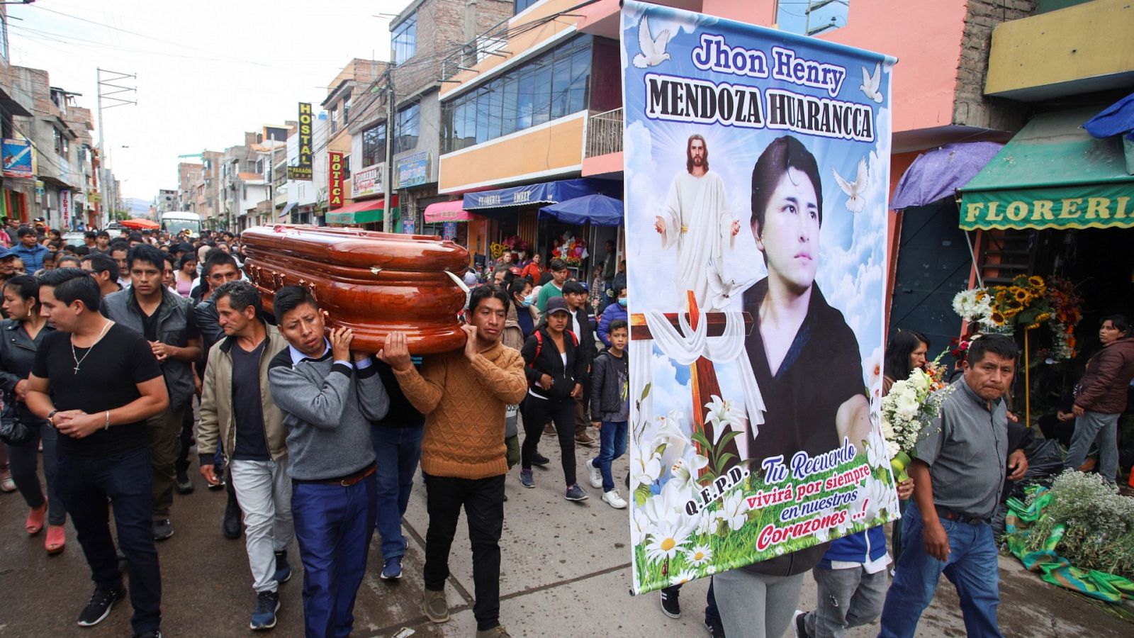 Suben a 23 los fallecidos en las protestas en Perú