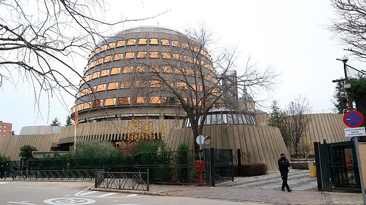 Telediario Matinal - El Constitucional acepta el recurso del PP y paraliza la votación en el Senado de la reforma judicial del Gobierno