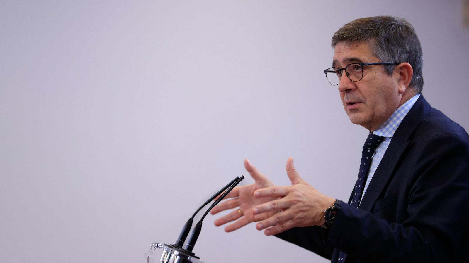 Patxi López (PSOE): "Hay jueces que se han negado a cumplir al la ley. Es tremendo, pero es así" - Ver ahora