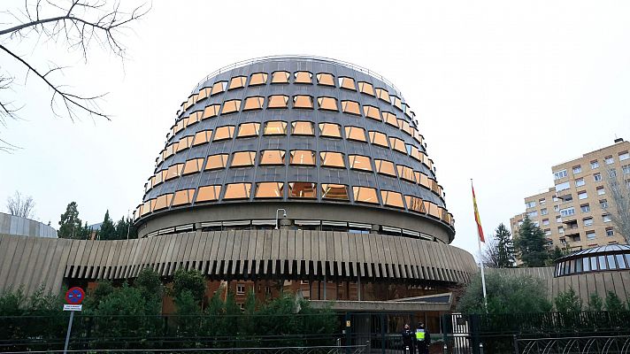 El Constitucional acepta el recurso del PP y paraliza la votación del Senado que permitía la reforma judicial del Gobierno