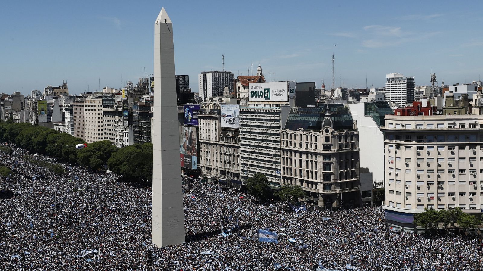 Fútbol. Copa Mundial de la FIFA Catar 2022. Celebración Argentina campeón - RTVE Play