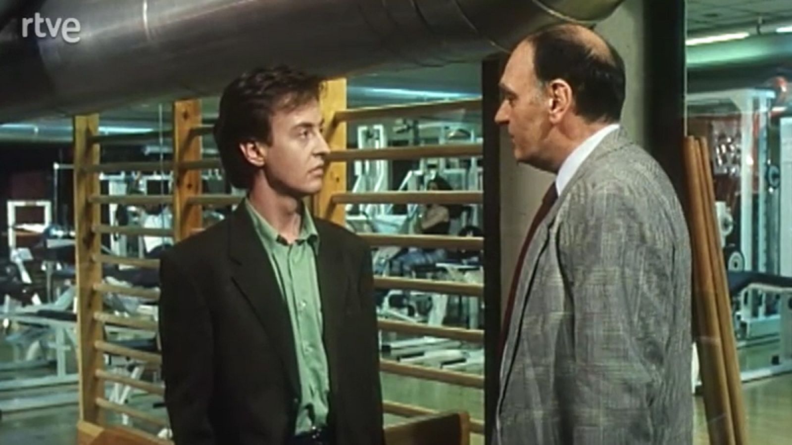 A su servicio - La restauradora - A su servicio | Ver