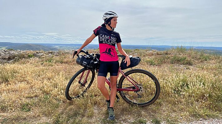 Descubre la España de la Edad Media con Ainara en bicicleta