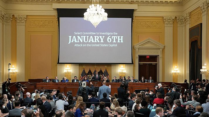 Telediario 1 - El comité que investiga el asalto al Capitolio pide al Congreso que inhabilite a Trump