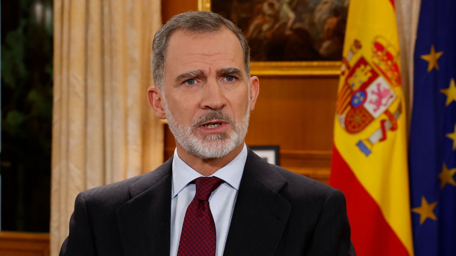 Felipe VI alerta de la "erosión" de las instituciones en su mensaje de Navidad