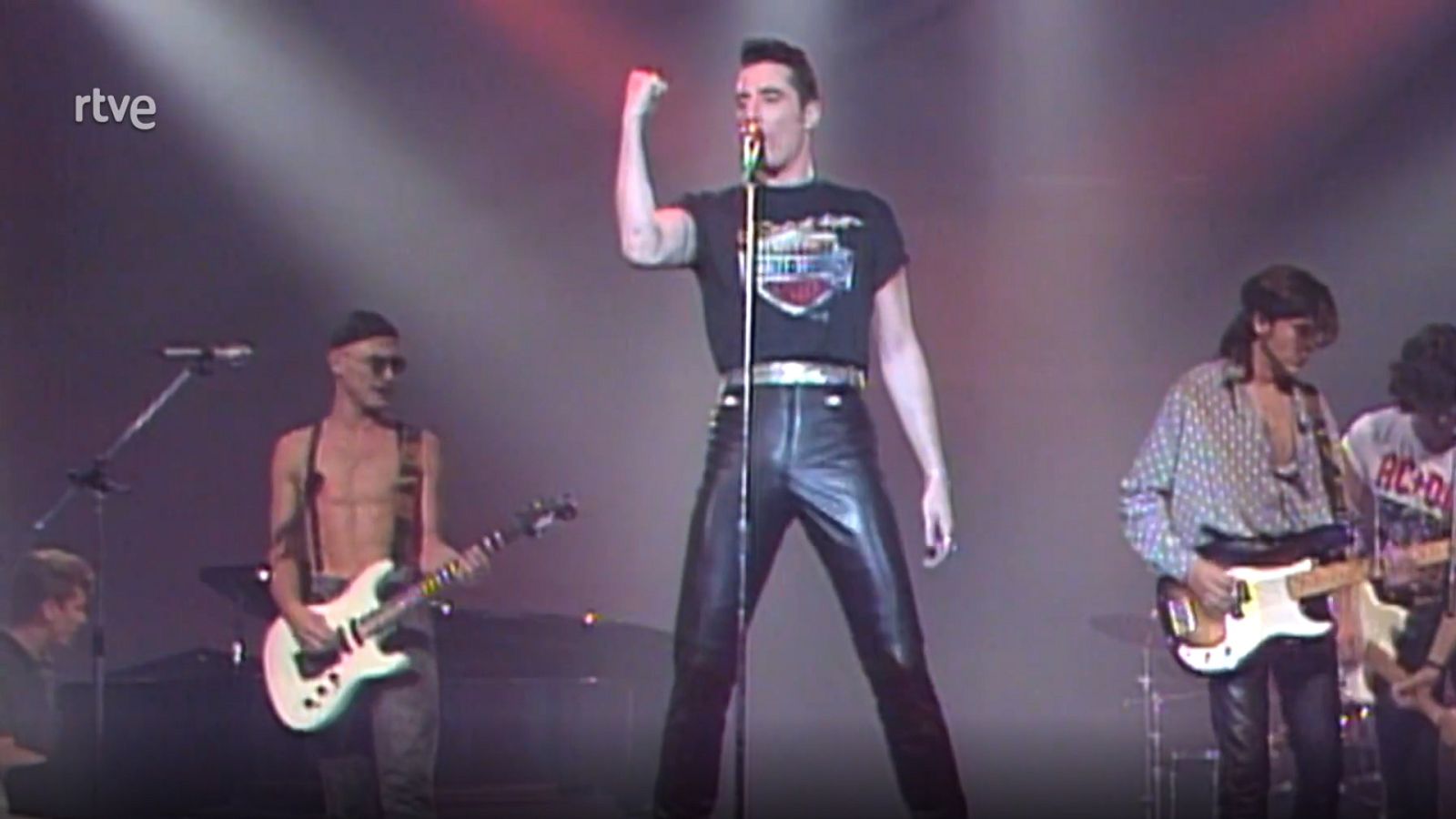 Viaje al centro de la tele - La noche de los temazos: Temazos míticos - ver ahora