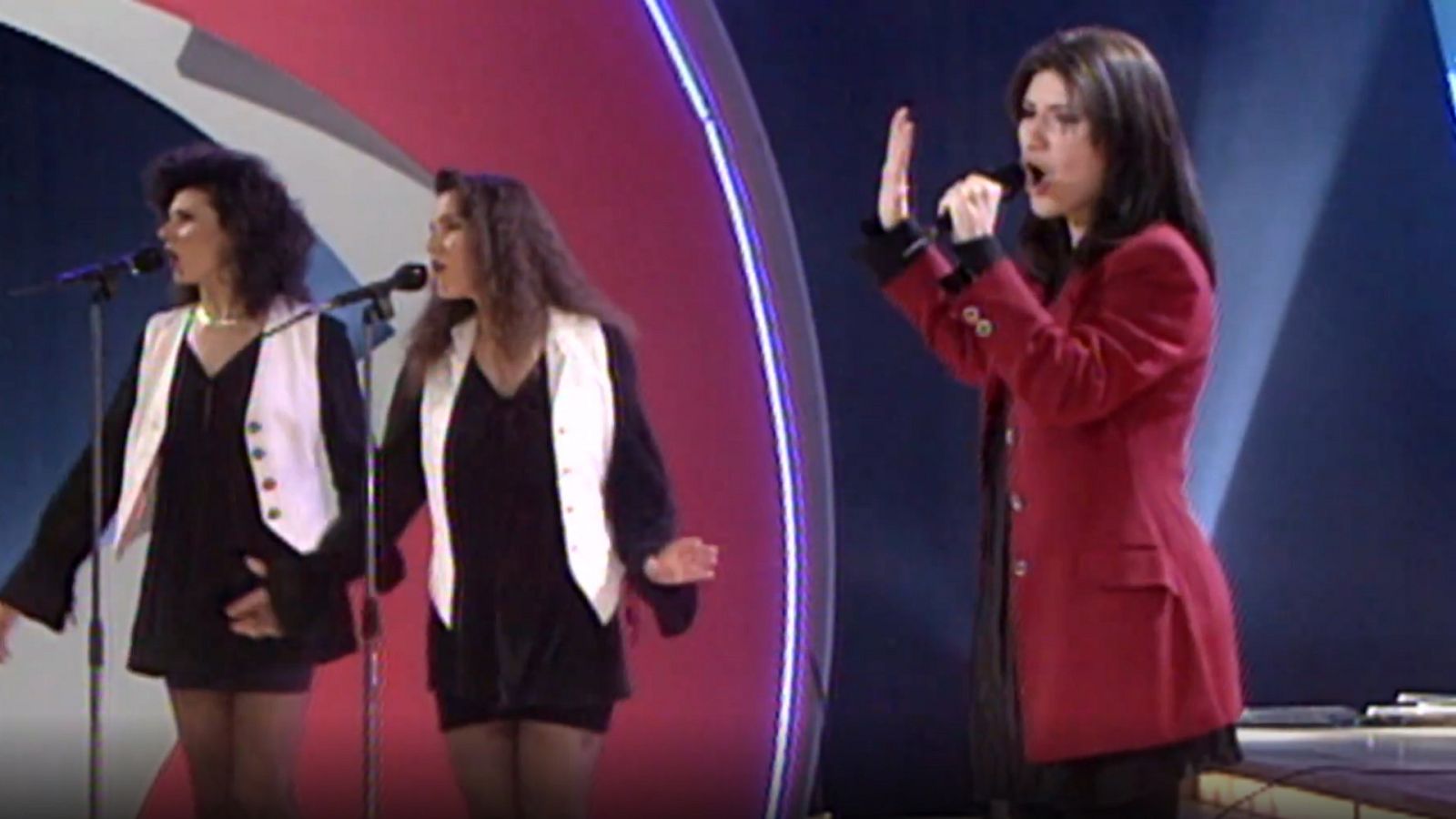 Viaje al centro de la tele - La noche de los temazos: Temazos eternos - ver ahora