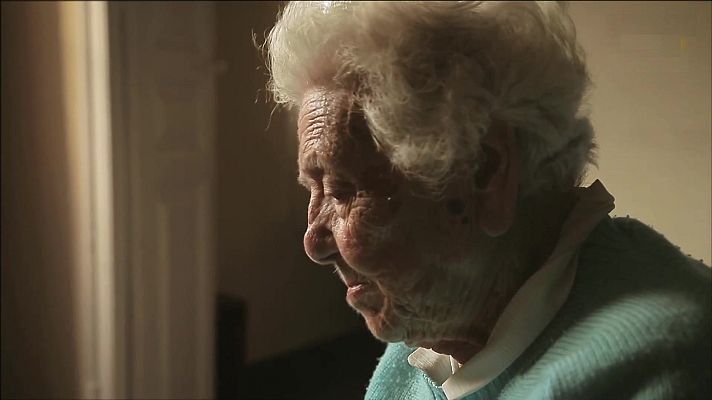 Baloncesto en RTVE - Documental "La niña del gancho". Encarna Hernández