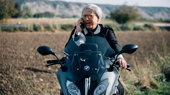 Gente y tendencias - La Vieja'l Visillo baila 'Despechá', de Rosalía