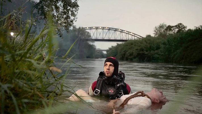 Diez fotografías que recrean crímenes machistas: cuando la ficción busca remover conciencias