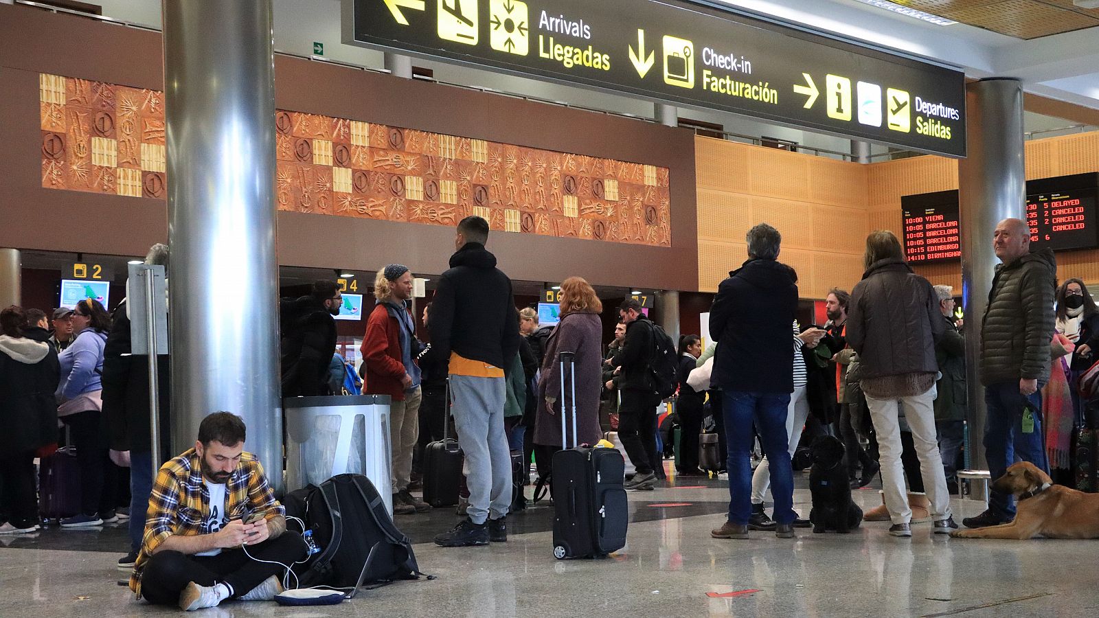 España aún no ha tomado medidas COVID para las personas procedentes de China | Ver