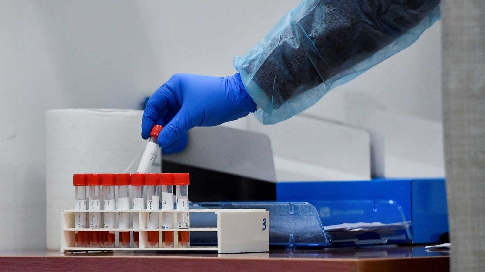 España exigirá prueba negativa de COVID o pauta de vacunación completa a los pasajeros procedentes de China